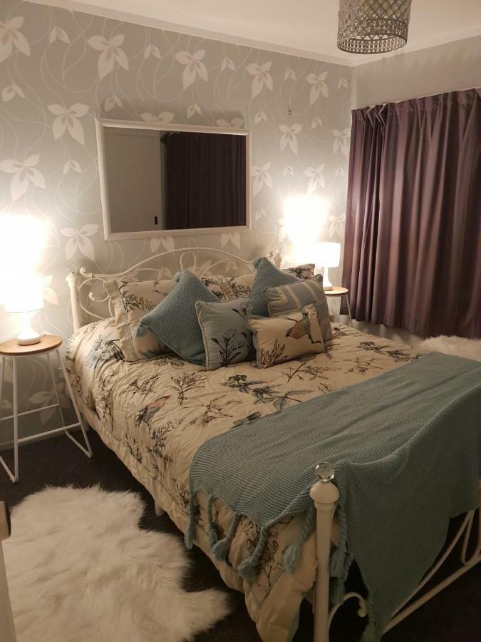 B, D & D Bed And Breakfast Taupo Dış mekan fotoğraf